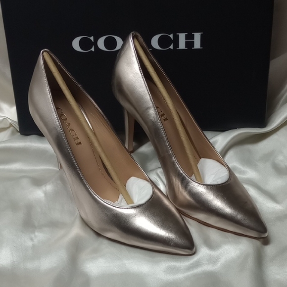 Coach Women's Silver Heels - Picture 1 of 7